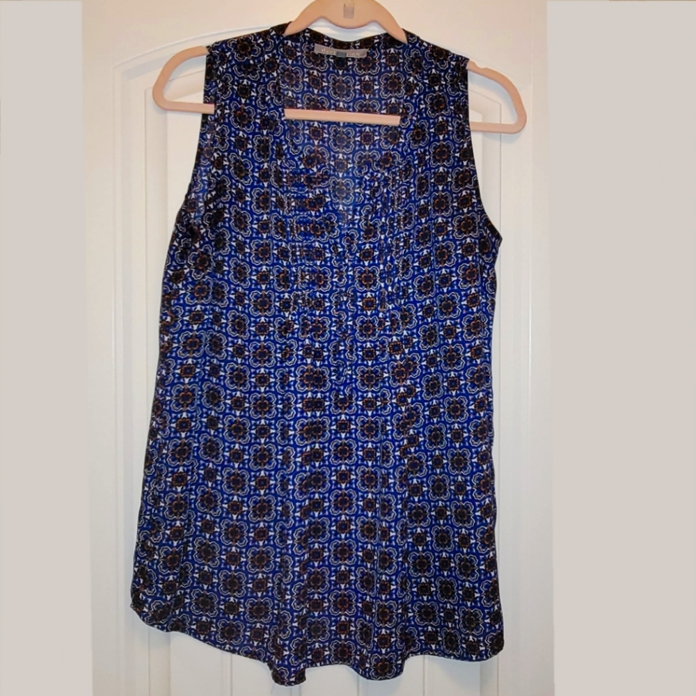 Daniel Rainn sleeveless top, Medium